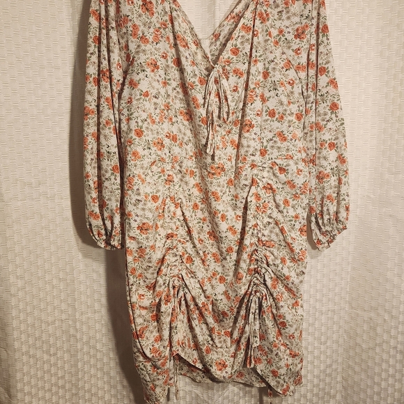 SHEIN Dresses & Skirts - 5/$16💓Romantic Floral Dress With Drawstrings